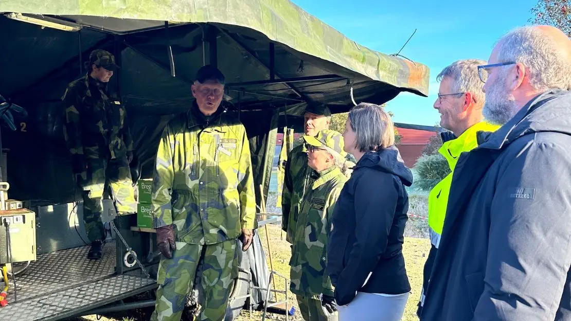Hemvärnet visar matlagning i fält