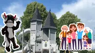 En lekplats med ett slott och en rutschkana. Maskoten Tjuris och en grupp personer står bredvid lekplatsen.